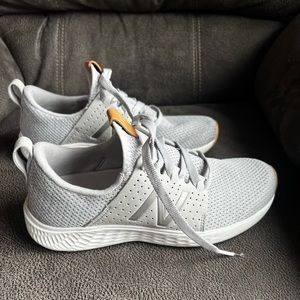 Womens, New Balance shoes, Size 7.5, Great Condition!